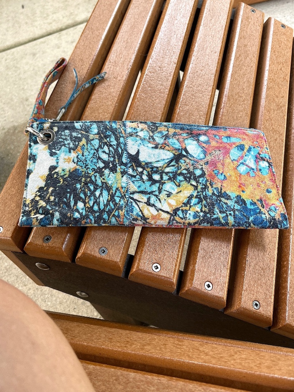 Hobo International Vida  Abstract Design Wallet Wristlet